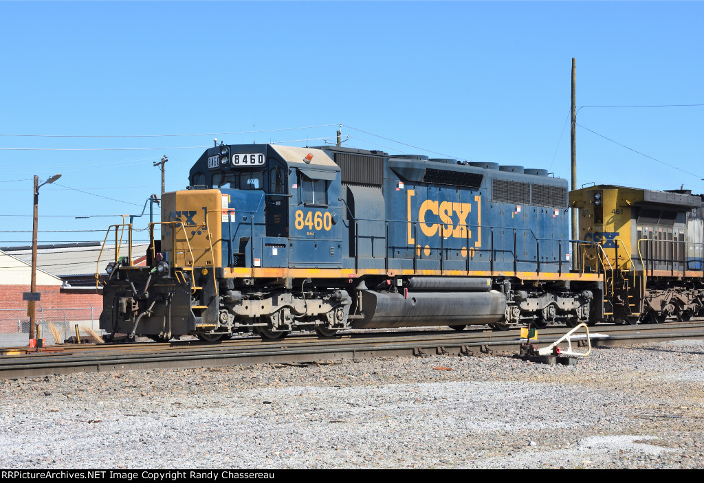 CSXT 8460